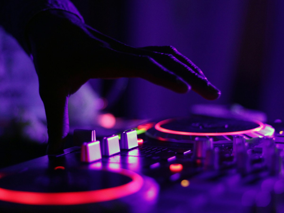 How Does Social Media Play a Role for&nbsp;DJs?